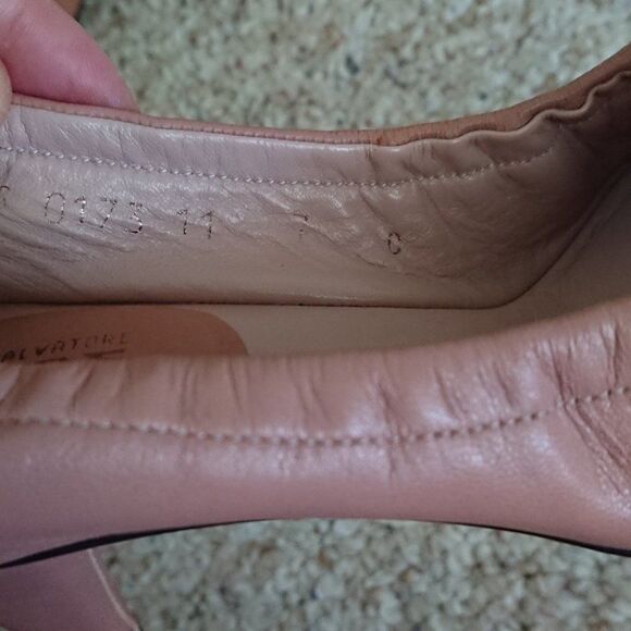 Blush Pink Salvatore Ferragamo Leather Kitten Heel size 6.5 - Picture 7 of 9